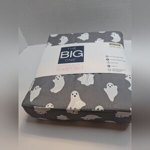 The big one extra soft California king grey ghost sheets